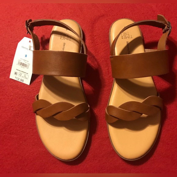 Time and Tru Shoes - NWT TIME and TRU Memory Foam Sandals